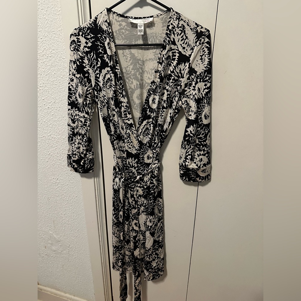 Diane Von Furstenberg vintage silk wrap dress, size 12